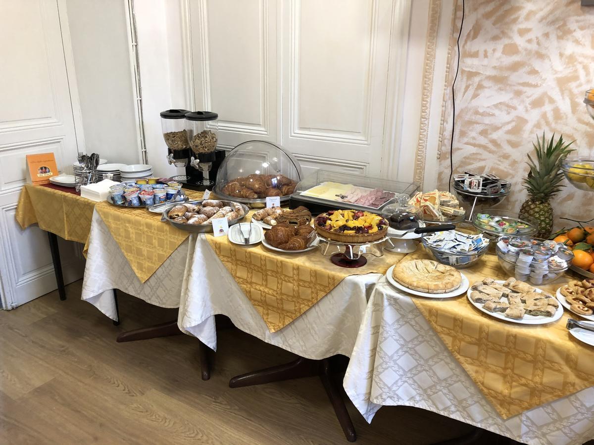 Hotel Milano 산레모 외부 사진